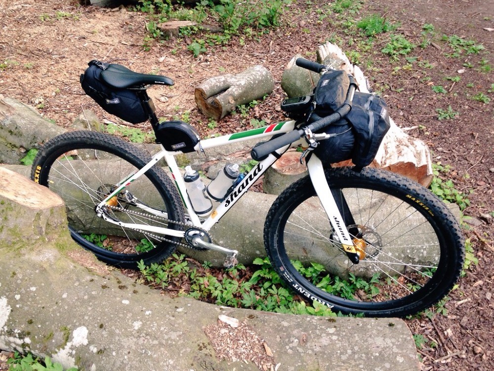 Shand Bahookie with Wildcat Gear luggage